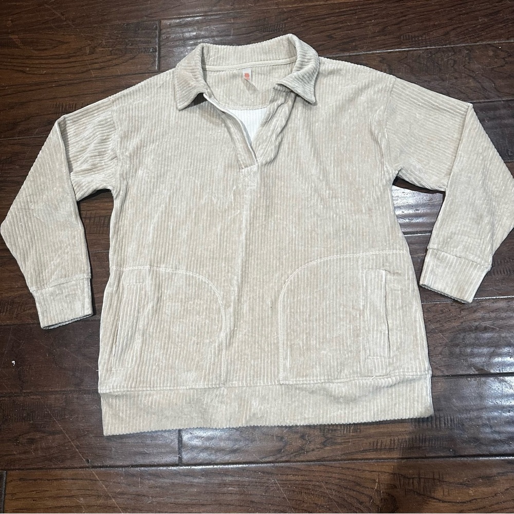 Moda‎ Cream Corduroy Top
